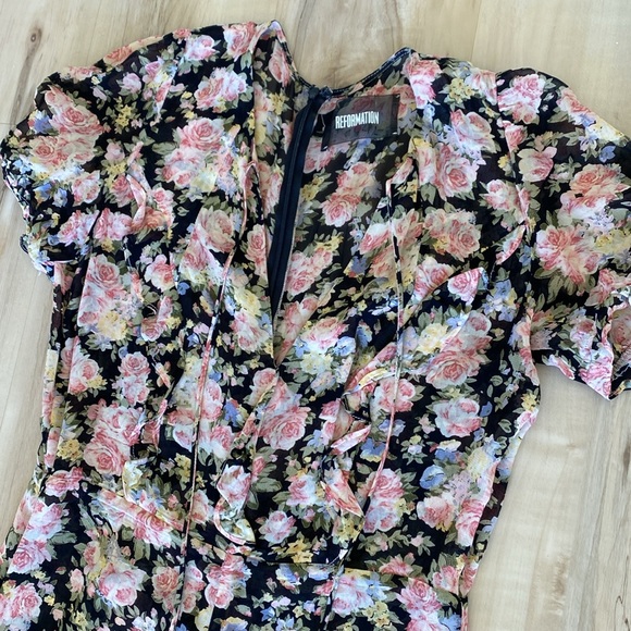 Reformation long dress - Picture 2 of 3